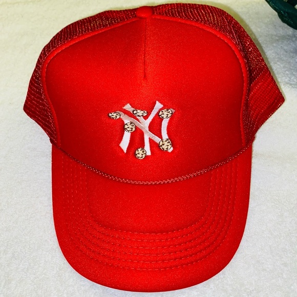 (3/4) ๐๐ซ๐ฎ๐๐ค๐๐ซ ๐๐๐ญ (Red NYC Cookie ๐๐ฃ๐ฆ๐๐๐๐ฃ โ๐๐ฅ) - Picture 2 of 4